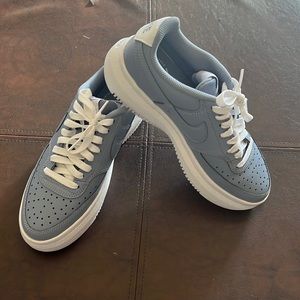 Nike court vision Alta